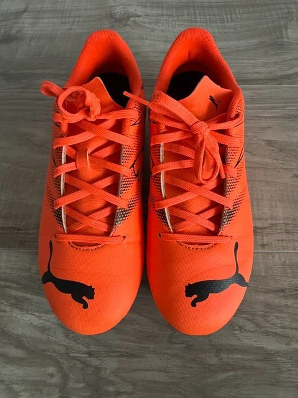 PUMA Men's Cleats Soccer Football Spike Shoes Size 6